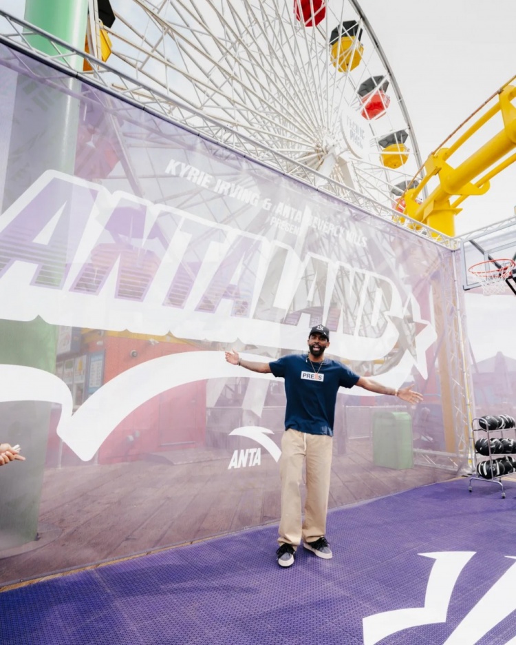 爱游戏在线-首席创意官亲自招募！欧文：我很希望库里能加入安踏！